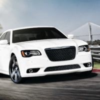 Chrysler 300 SRT8 ) - 8