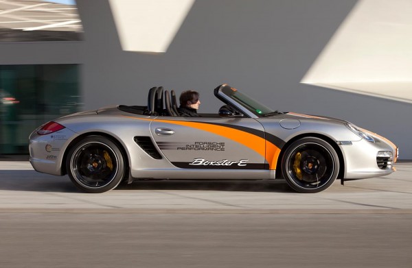 Porsche Boxster E - 1