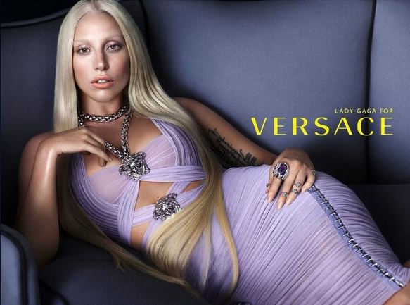Lady Gaga Versace - 1