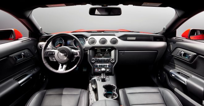 La Ford Mustang a 50 ans - 1