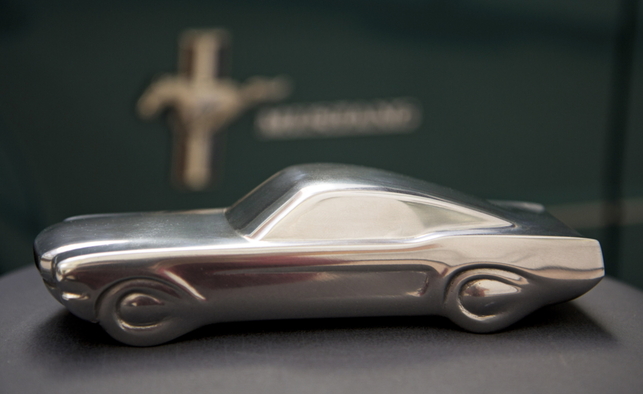 Mustang Robin Bark - 1