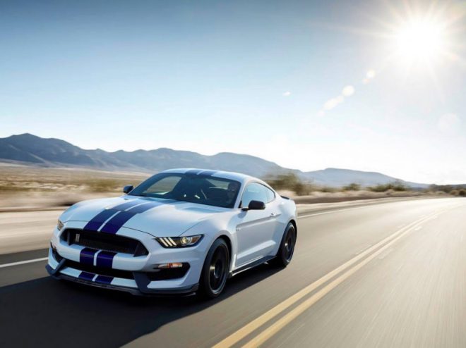 Ford Mustang Shelby GT 350 - 1