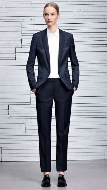 Collection féminine Hugo Boss s'étend - 1