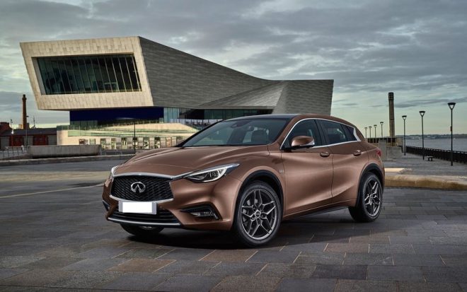 Nissan Infiniti Q30