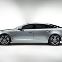 Jaguar XJ - 4
