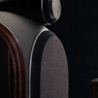 Bowers and Wilkins - 6