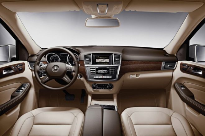Mercedes Classe M (2012) - 1