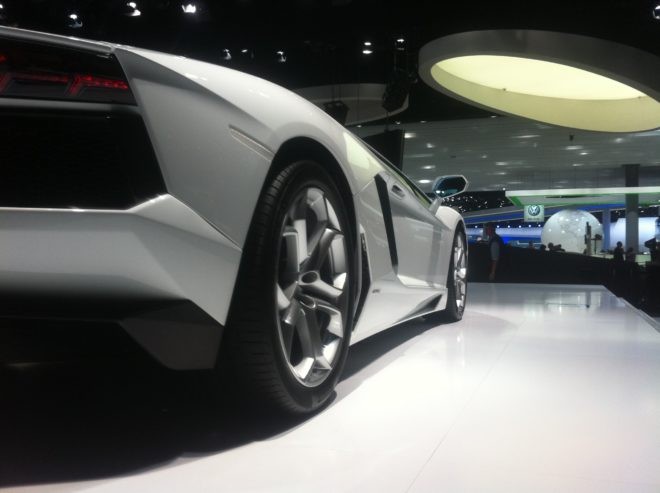 Lamborghini Aventador - 1