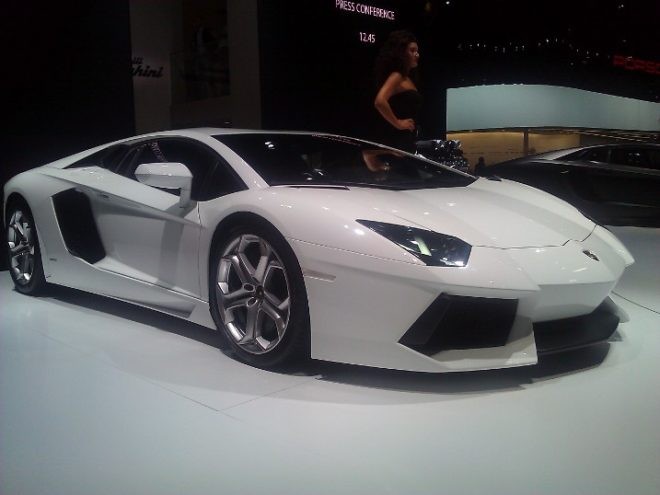 Lamborghini Aventador - 3