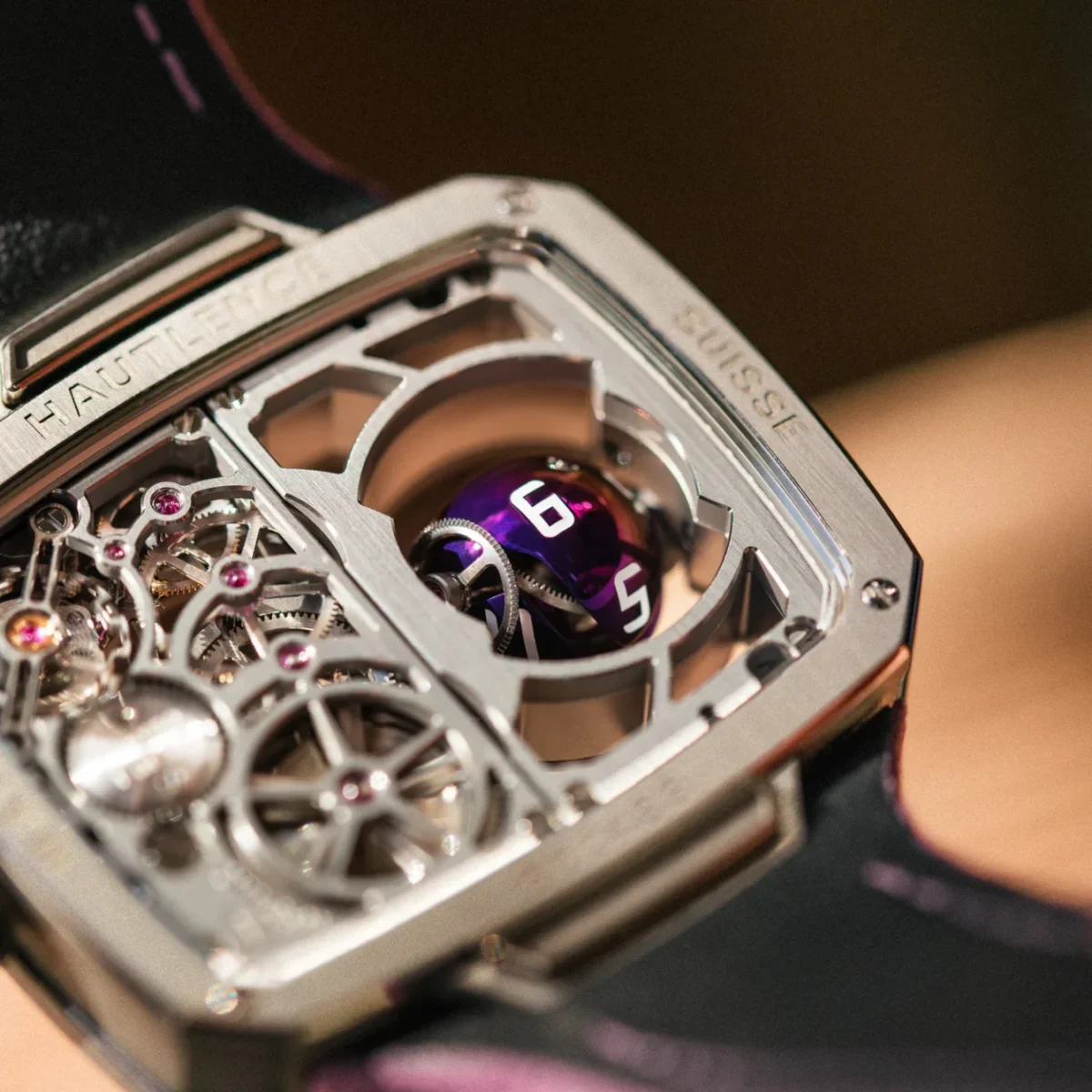 Hautlence sphere serie 3