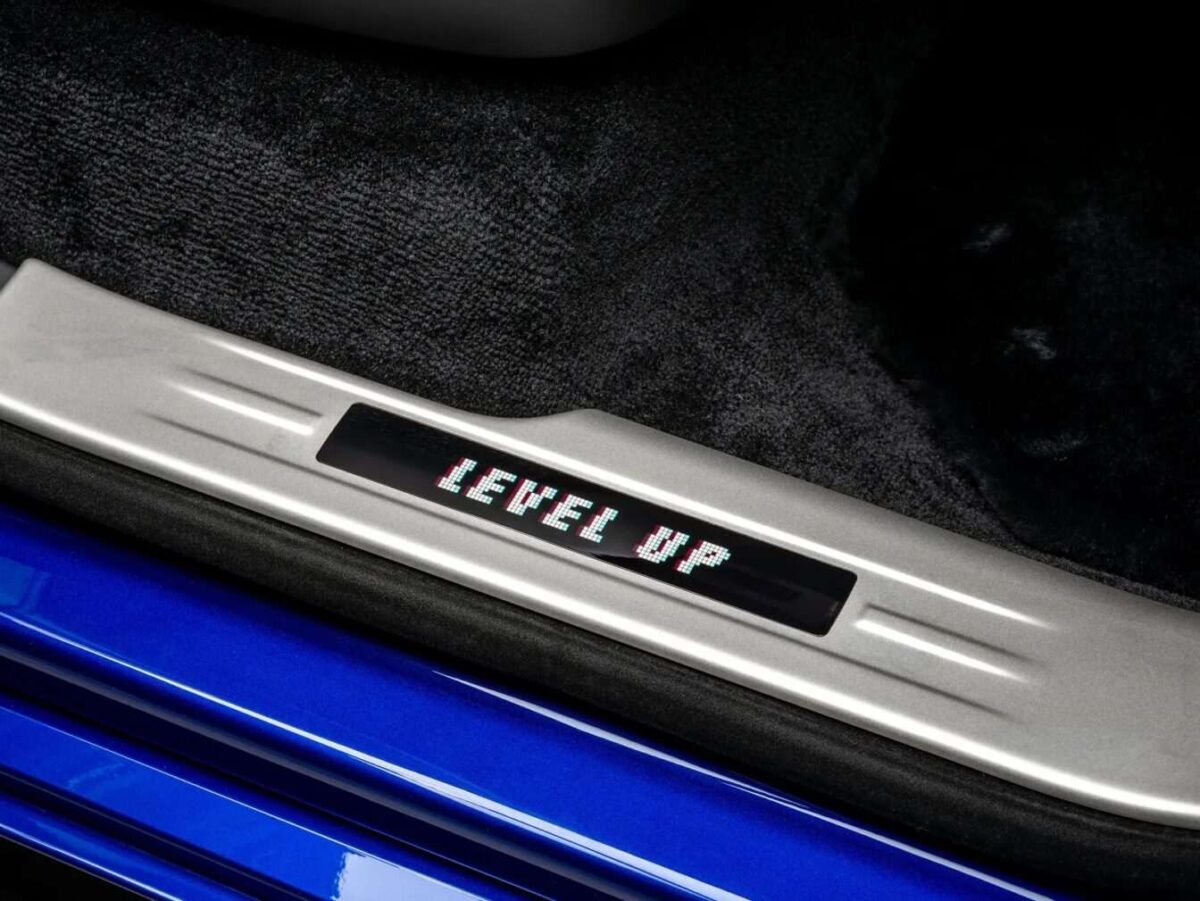 Rolls royce black badge ghost gamer 3