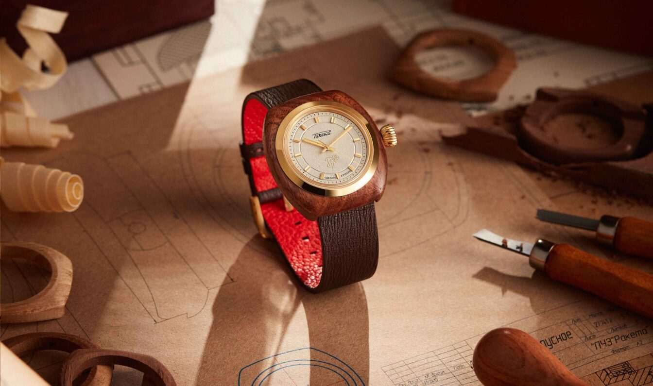 Raketa golden key