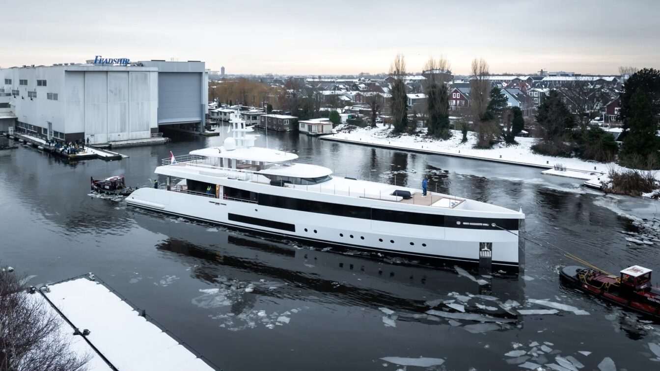 Feadship project 717 superyacht 1