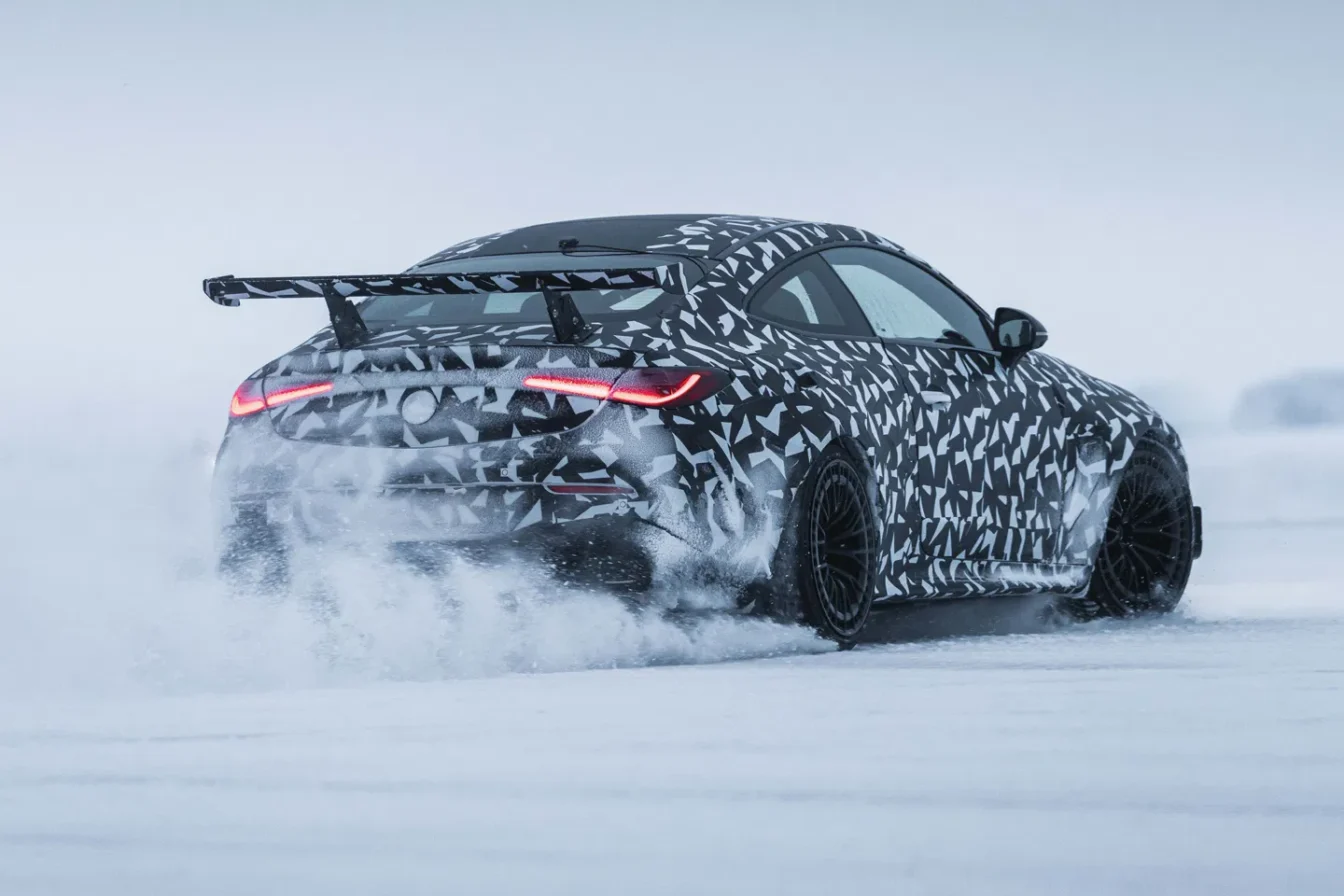 Mercedes amg cle mythos 2