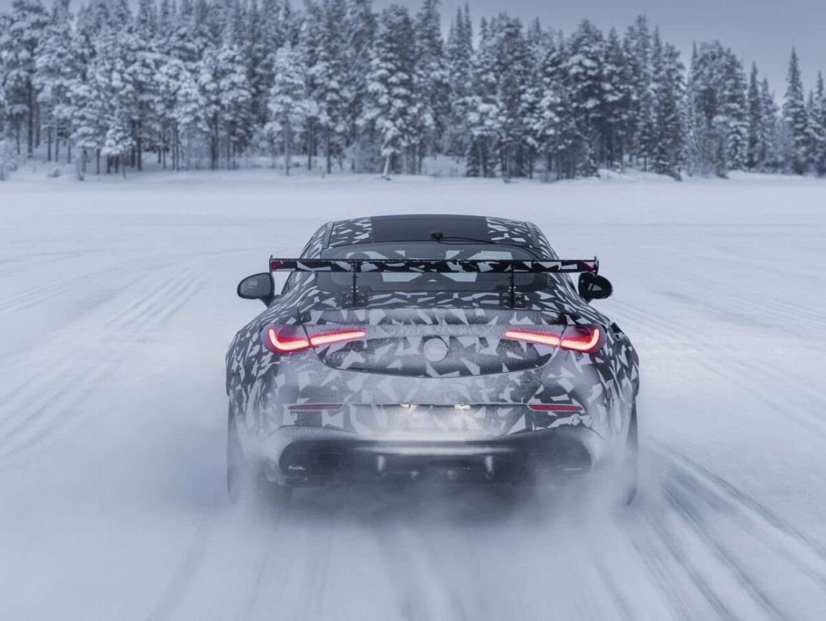 Mercedes amg cle mythos 3