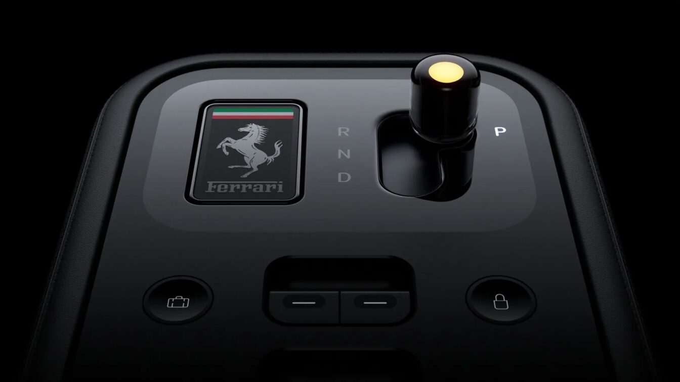 Ferrari luce 2