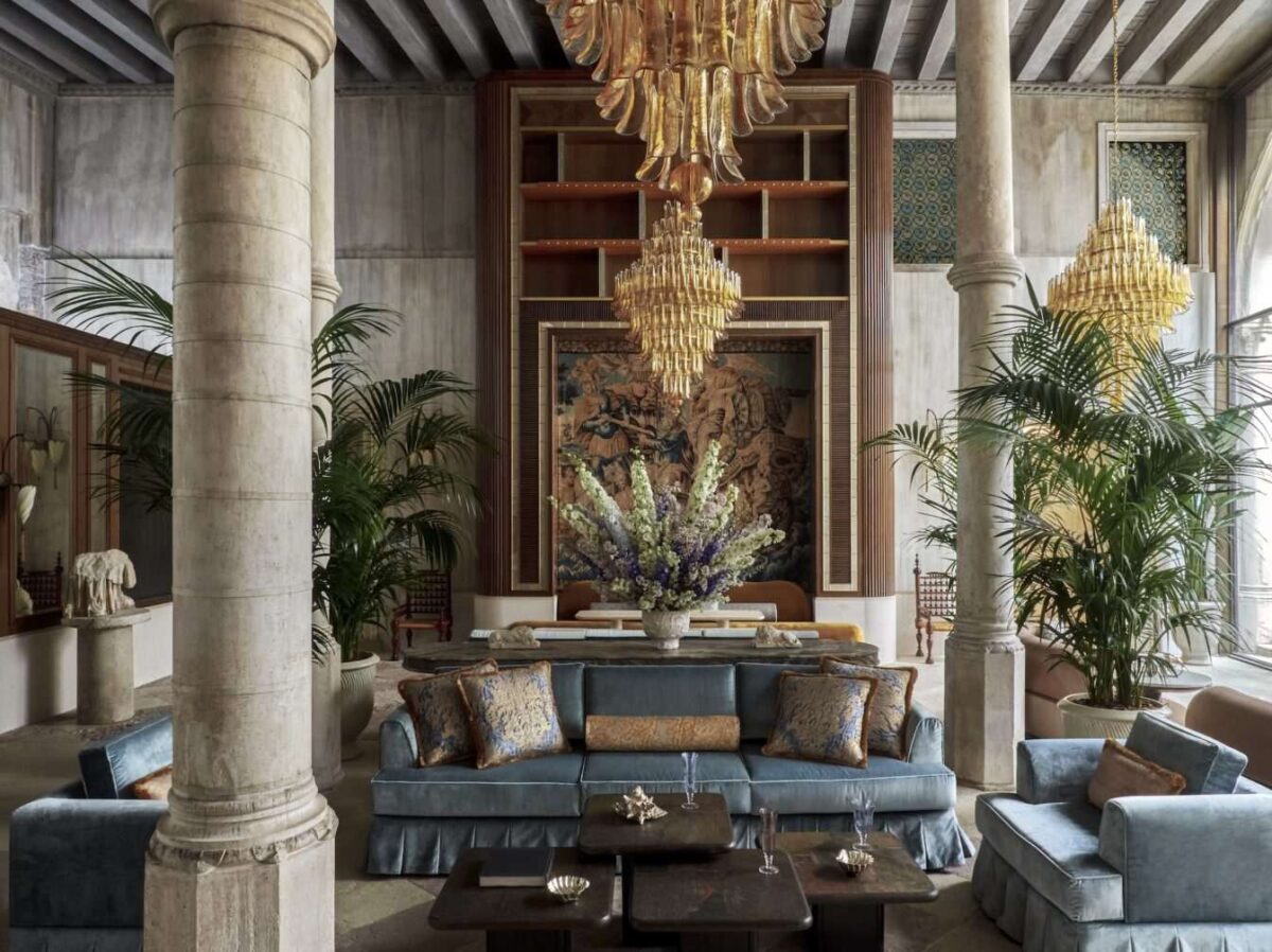 Revery crete lobby