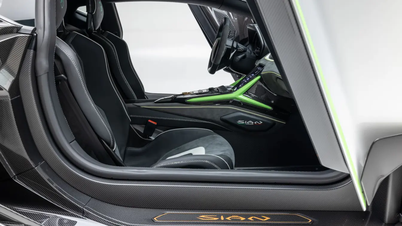 Lamborghini Sián FKP 37