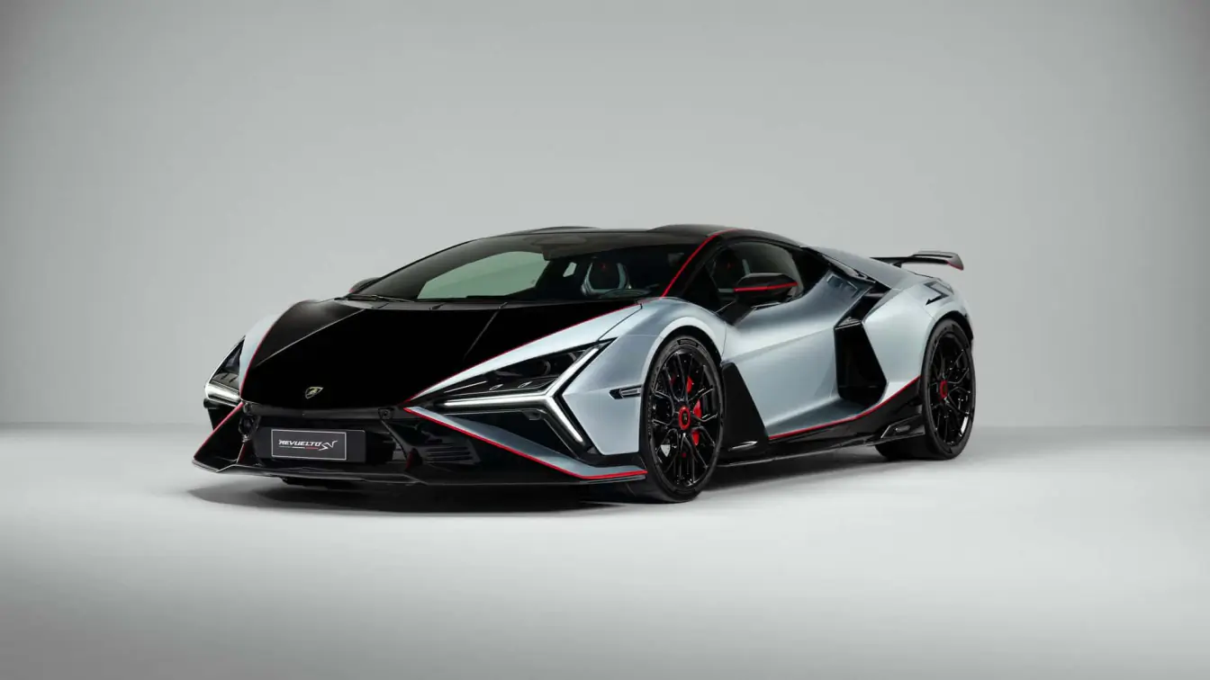lamborghini-revuelto-sv-la-v12-hybride-vise-le-circuit-pur-d-sormais