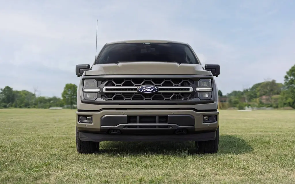 Ford F-150 2027